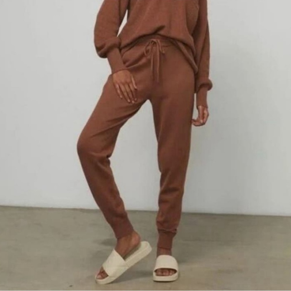 Lunya Brown Cozy Cotton Silk Jogger / small